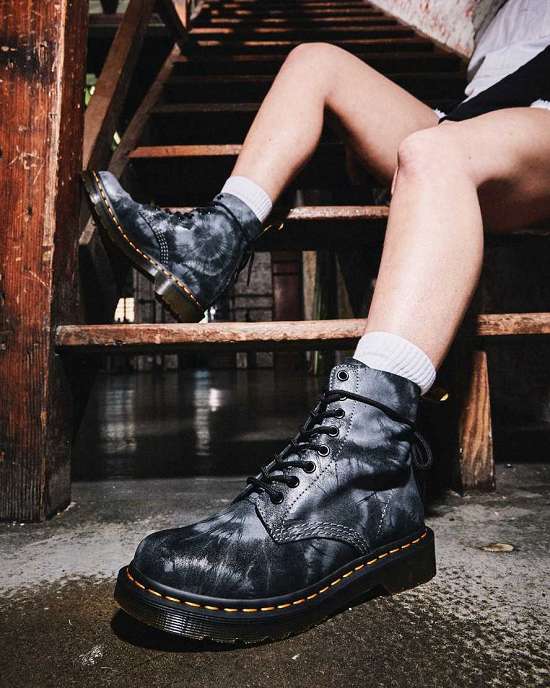 Botas Negras Dr. Martens 1460 Pascal Tie Dye Printed Suede Mujer Negros/Grises MX-84621